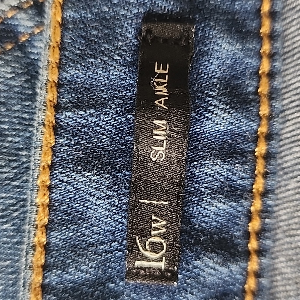 TALBOTS WOMAN'S JEANS - Picture 8 of 9